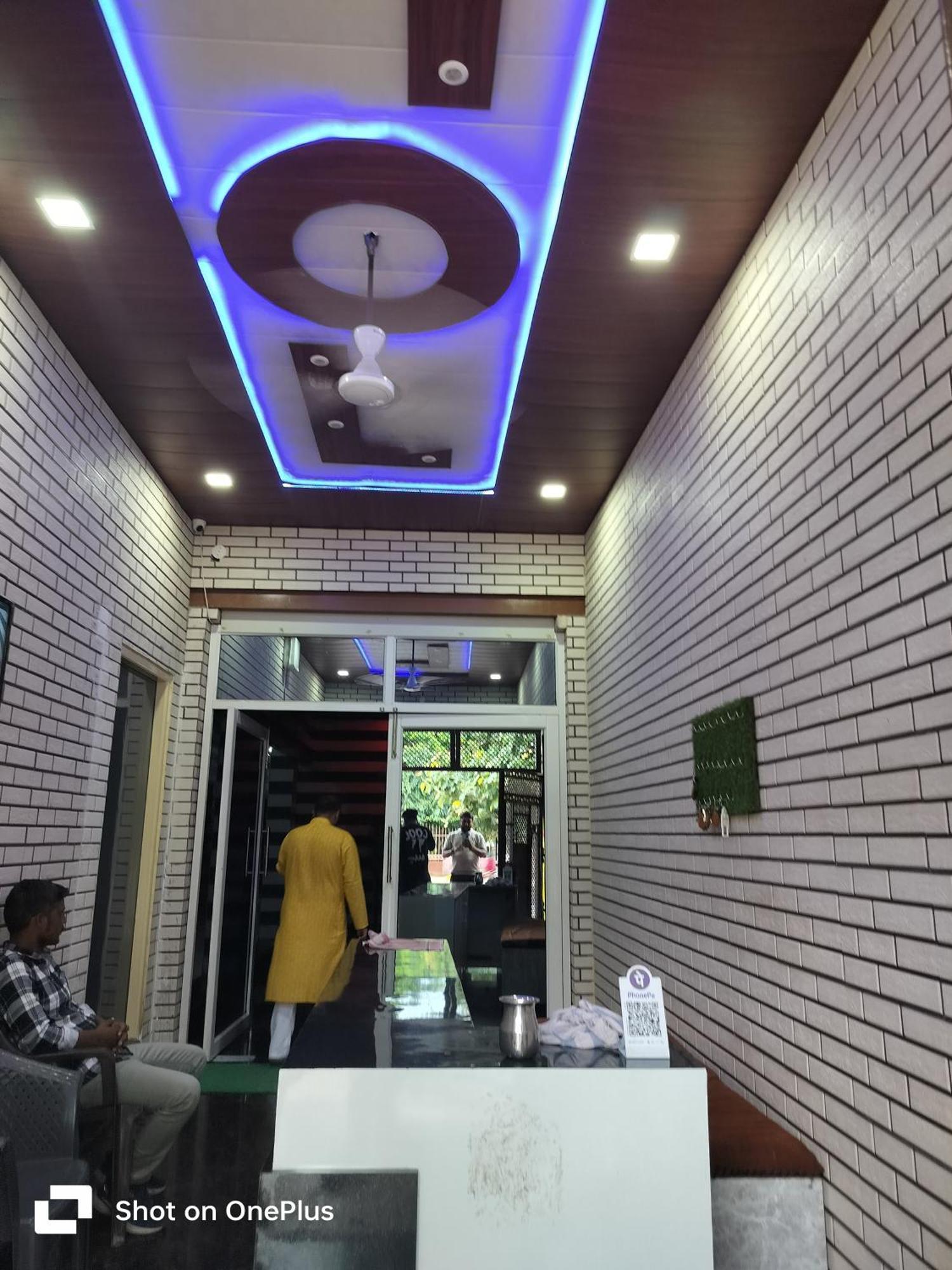Отель M&S Seva Sadan Govardhan Экстерьер фото